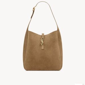 Authentic brand new never worn YSL LE 5 À 7 SUPPLE LARGE IN SUEDE